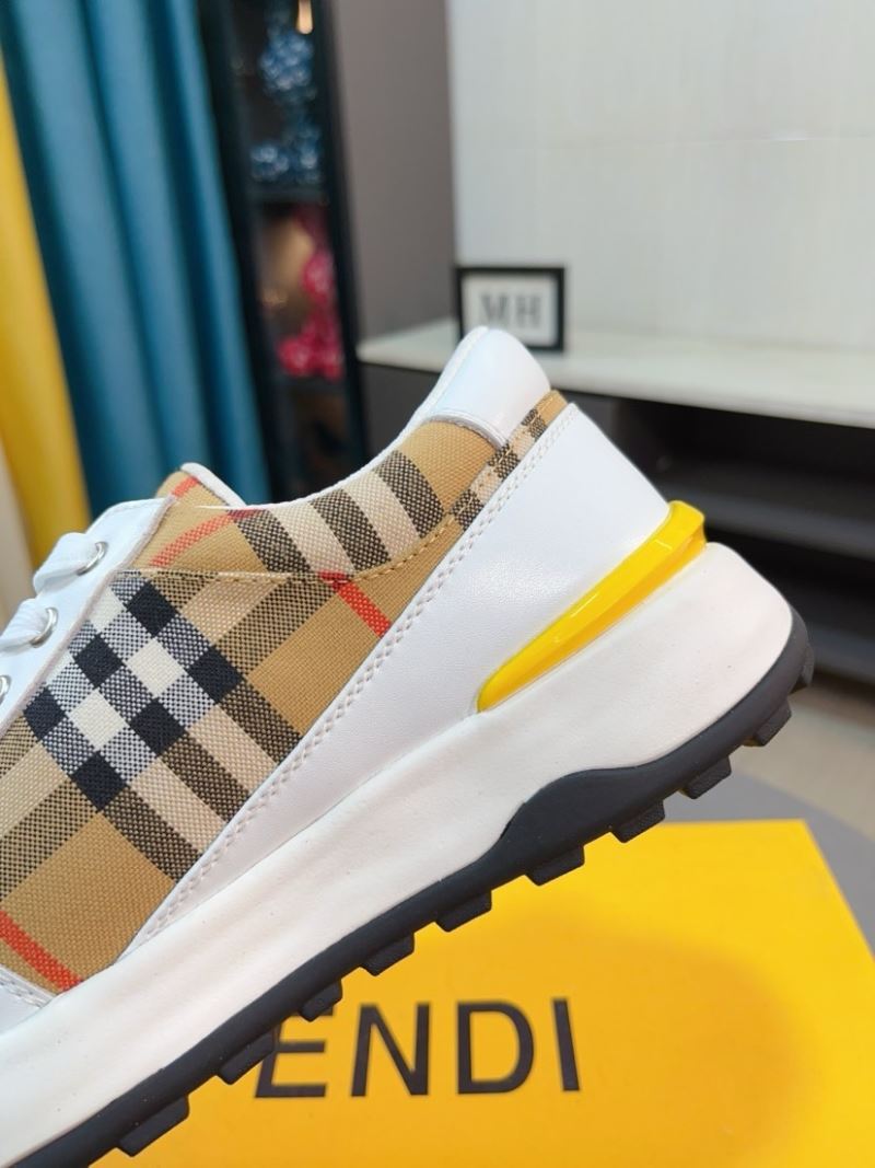 Burberry Low Shoes